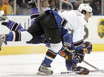 "" - "" - 3:2.     (  ).  Reuters