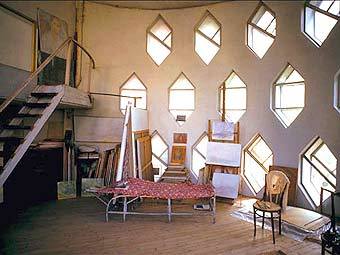 Интерьер дома Мельникова. Фото с сайта agram.saariste.nl  Интерьер дома Мельникова. Фото с сайта agram.saariste.nl