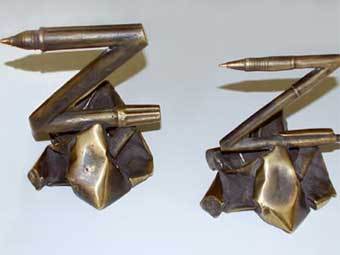 Фигурки "Абзацев". Фото с сайта naukaran.ru Фигурки "Абзацев". Фото с сайта naukaran.ru