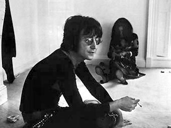 Джон Леннон. Фото с сайта johnlennon.it  Джон Леннон. Фото с сайта johnlennon.it