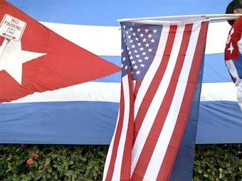 Демонстрация выходцев с Кубы в Майами. Фото AFP Демонстрация выходцев с Кубы в Майами. Фото AFP