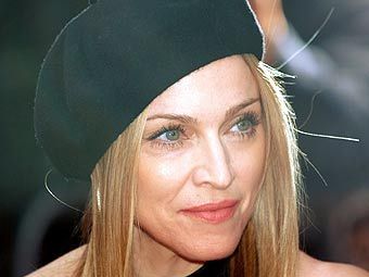 Мадонна. Фото с сайта madonna-concert.ru  Мадонна. Фото с сайта madonna-concert.ru